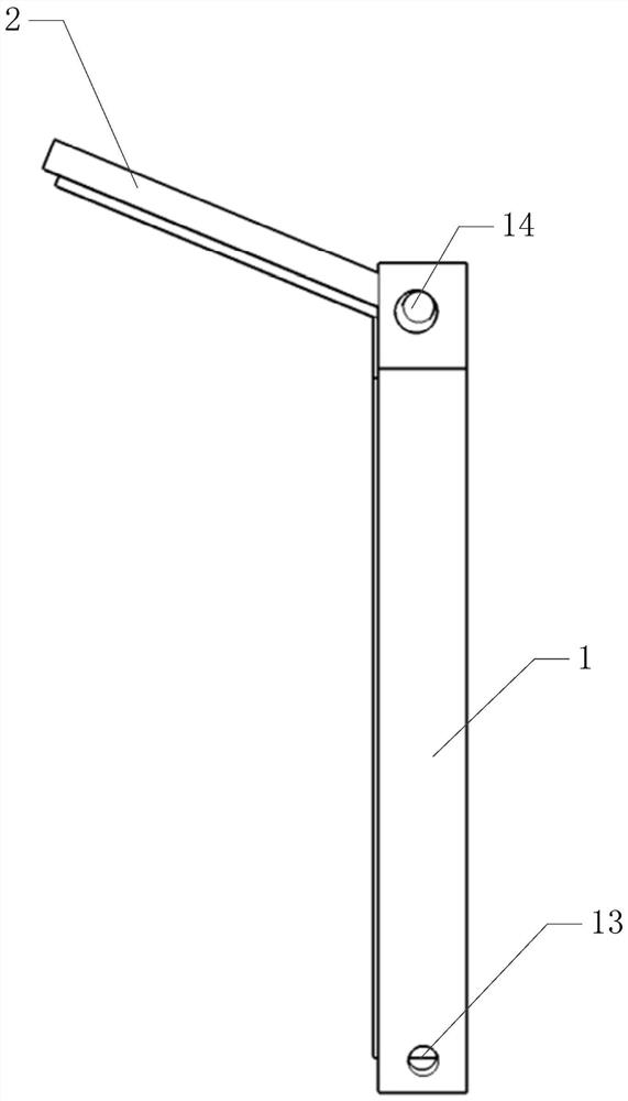 Connecting and fixing device of plate heat exchanger