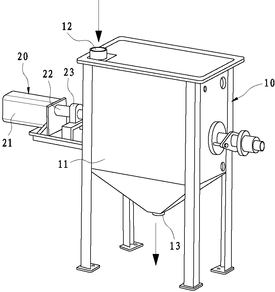 Water treatment device capable of scraping membrane surface sludge