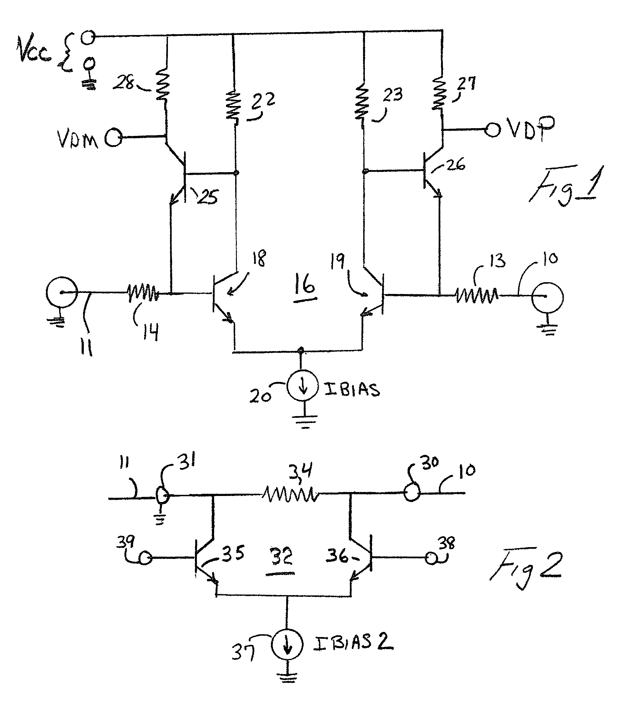 Apparatus and method for transmitting and receiving high-speed differential current data between circuit devices