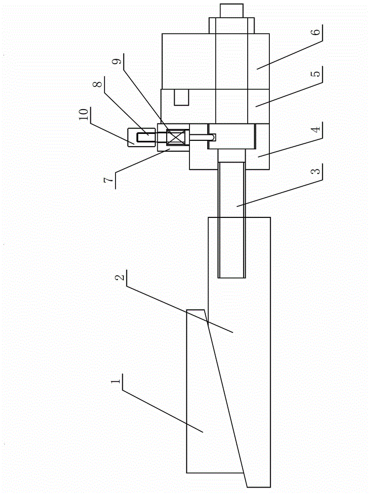 Inclined wedge regulating and spacing mechanism for air conditioner fin die