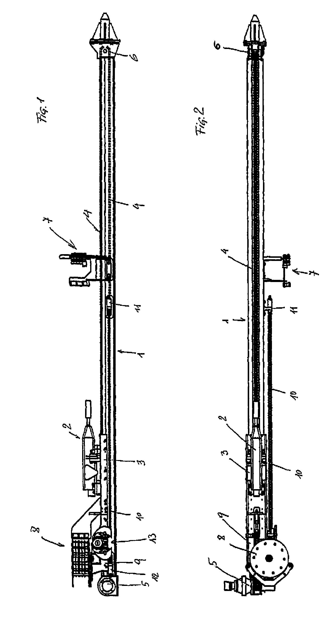 Device for guiding and tensioning supply lines