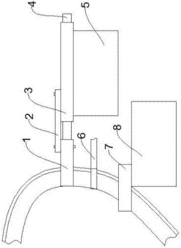 Cleaning device for elevator handrails