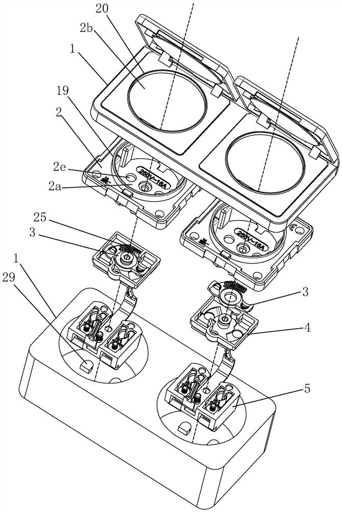 Solid-liquid double-proof socket box