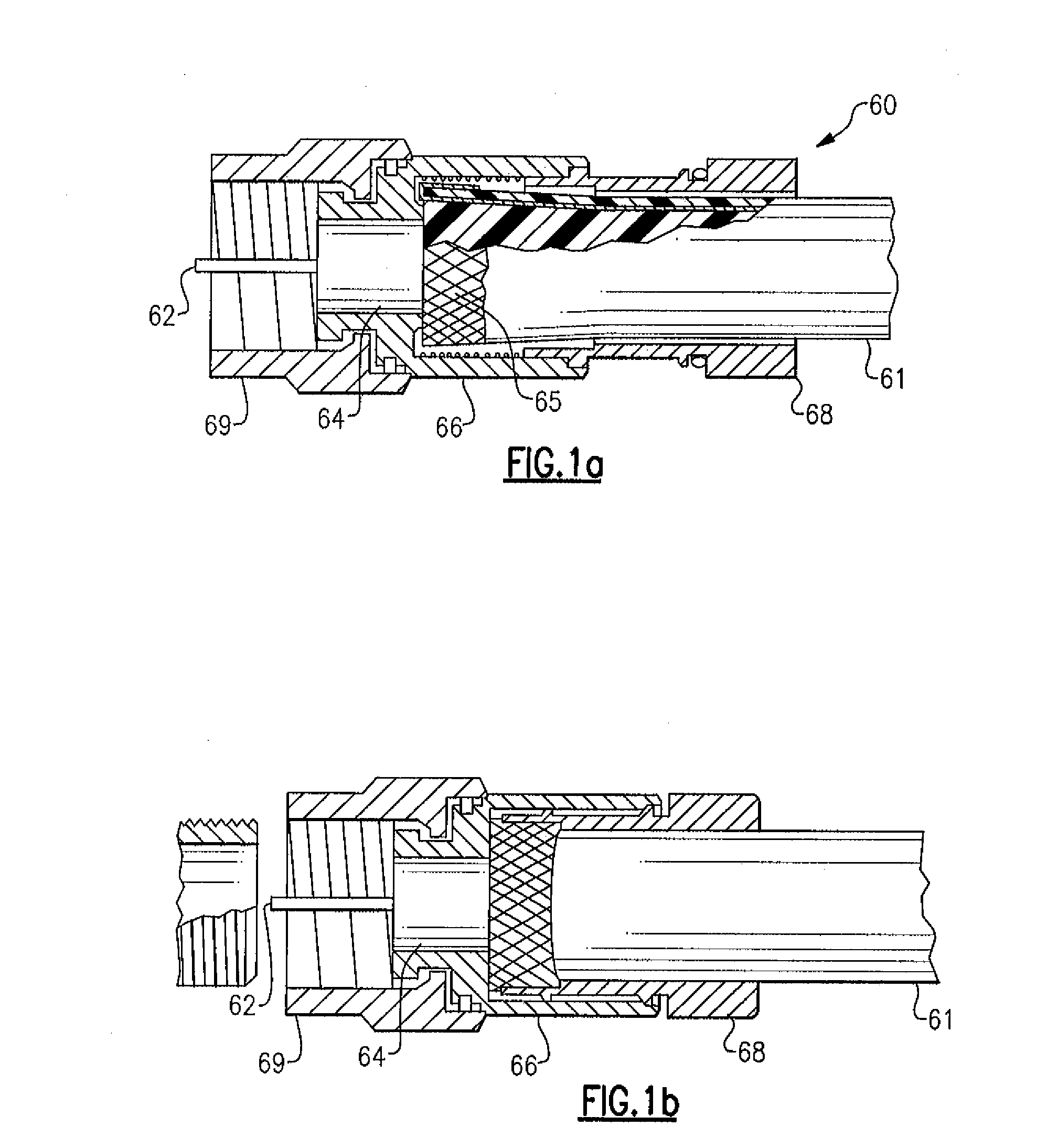 Hydraulic compression tool for installing a coaxial cable connector and method of operating thereof