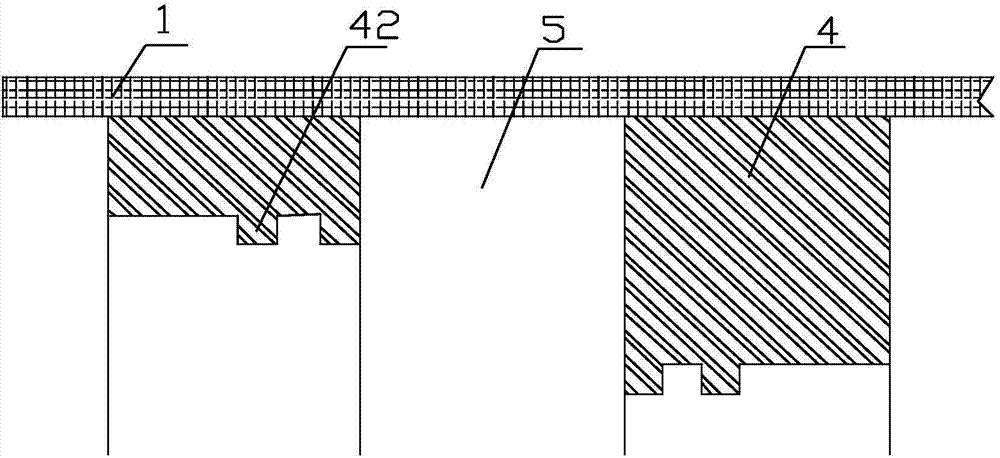Process for constructing impervious concrete wall by using open excavation and inverted construction method