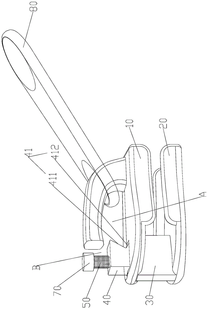 Anti-pinch puller easily replaceable in pull piece