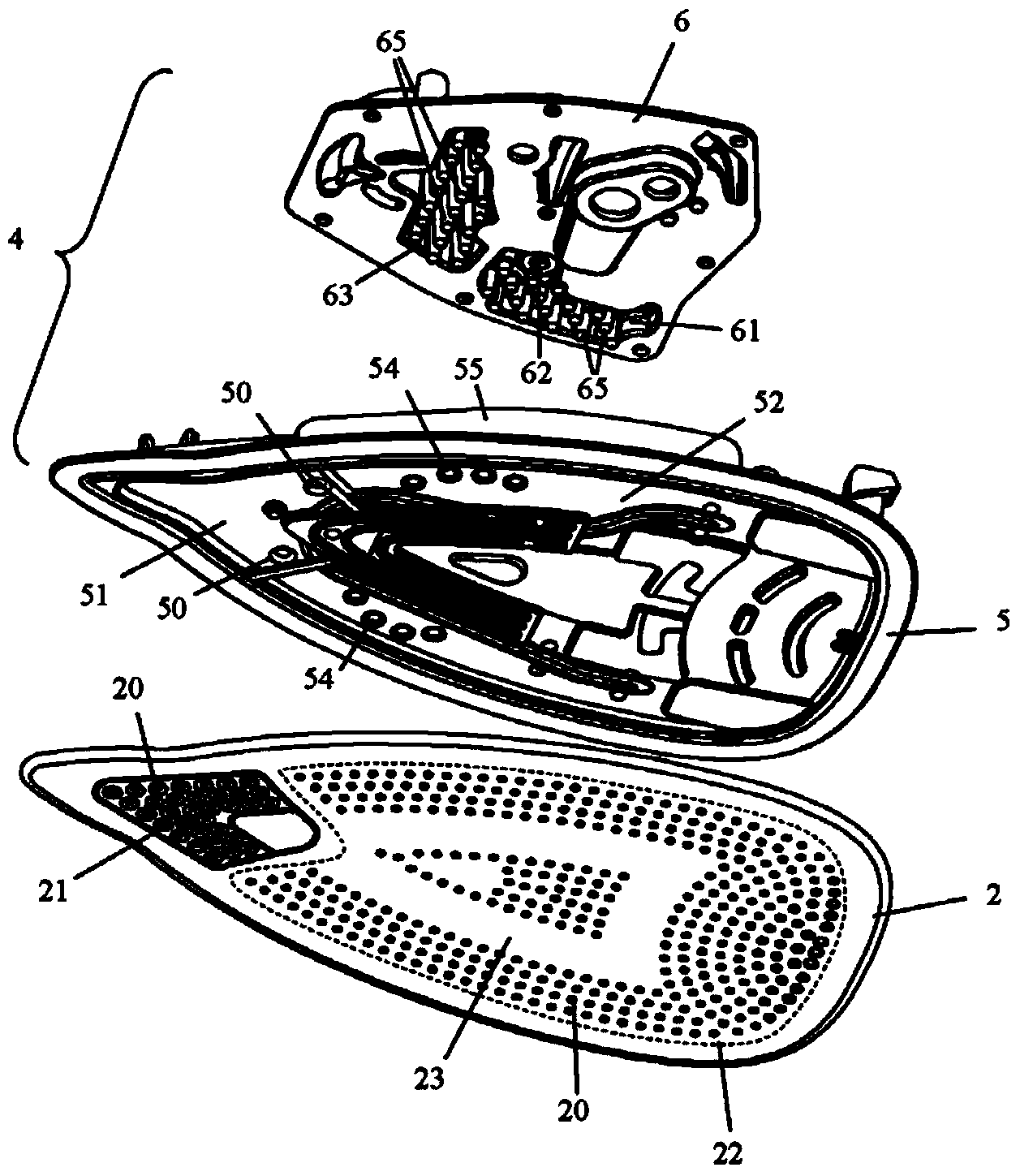 Steam ironing appliance comprising a pressurised steam generator and an iron