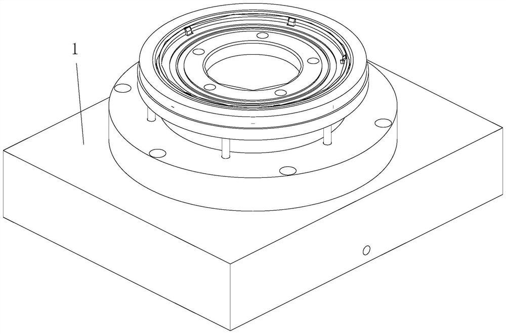 Forming and coiling die for cover