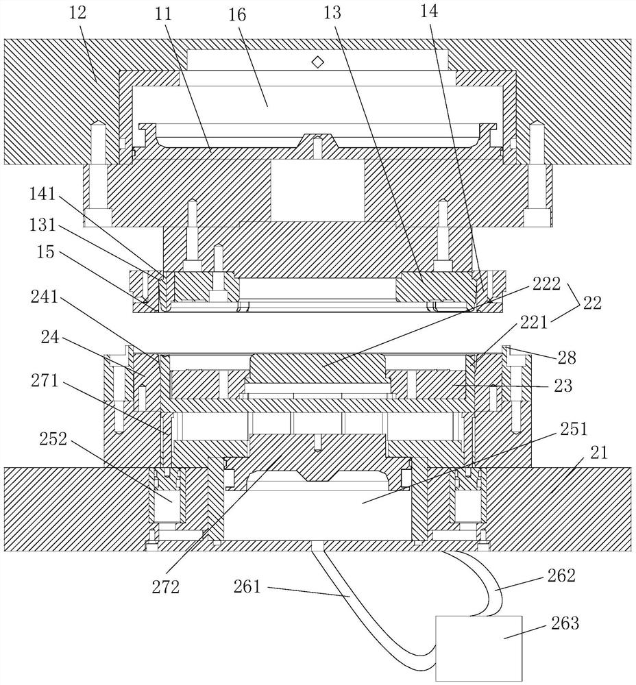 Forming and coiling die for cover