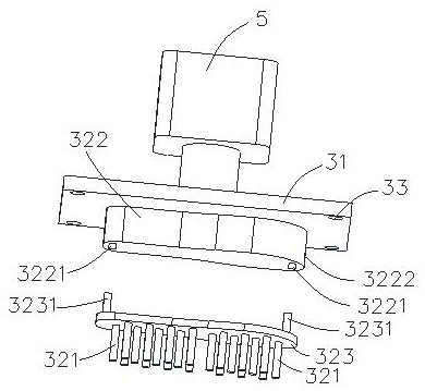 Double-layer shoe sole manufacturing mold and using method thereof