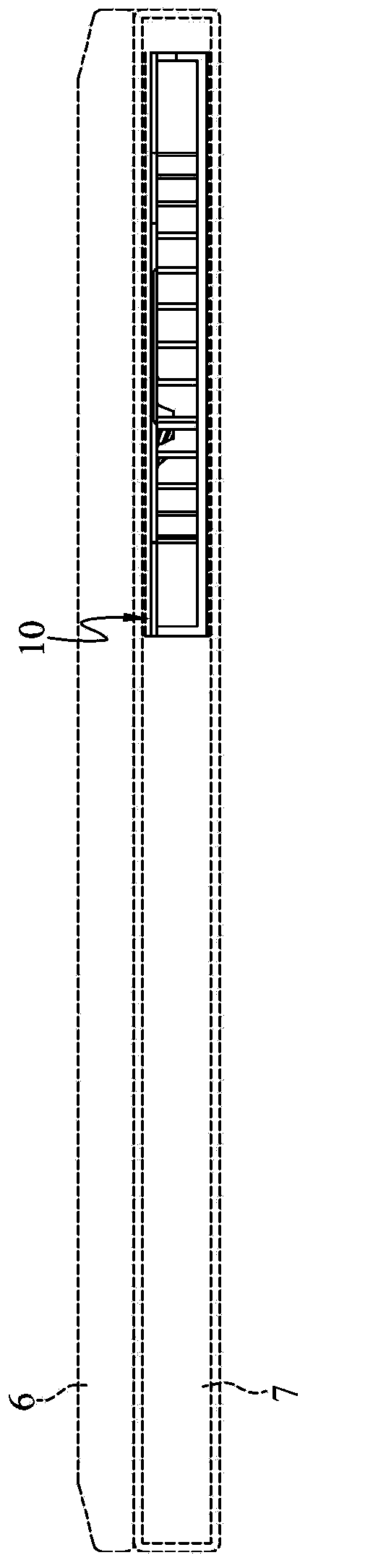Heat radiating module, electronic device and dust removing method thereof