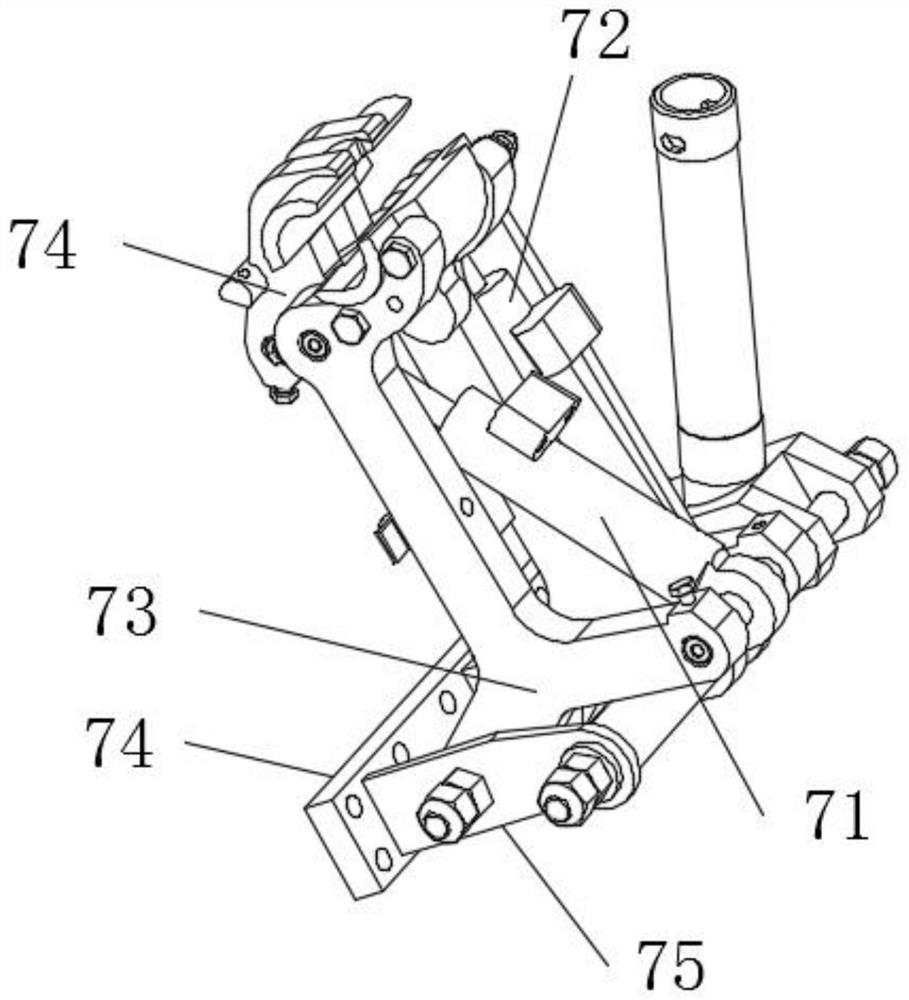 A fully automatic bolt storehouse and rod changing device