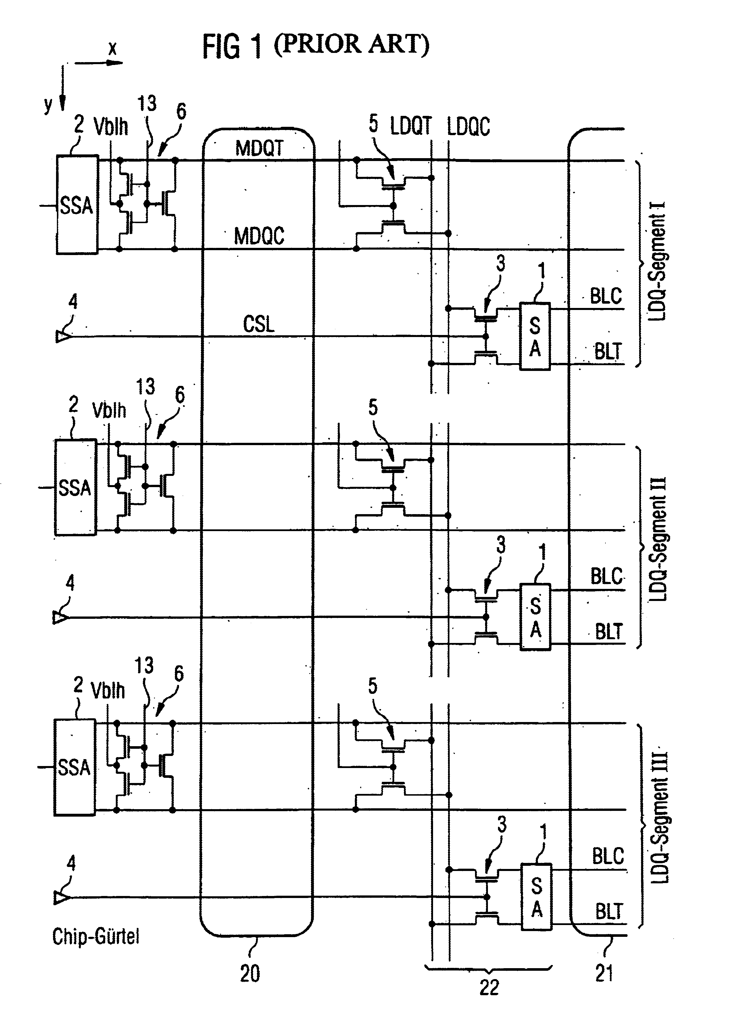 Integrated DRAM semiconductor memory and method for operating the same