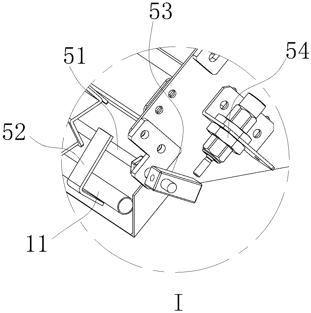 Wire sleeve feeding device