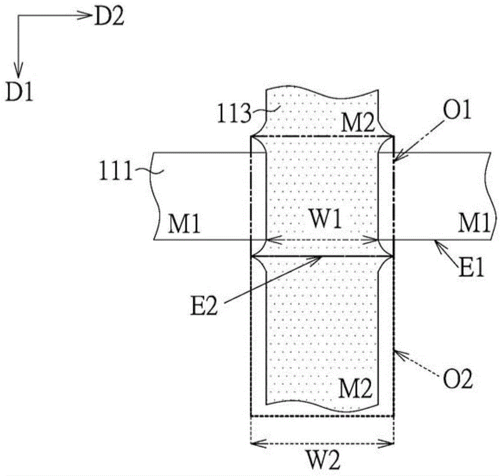 Display panel of conductive layer with variable line widths