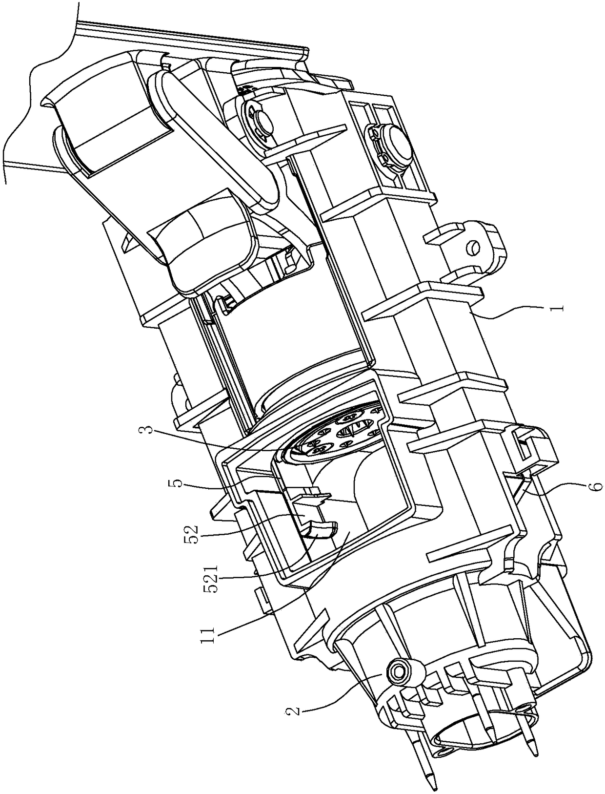 Beverage extraction device with feeding and unpacking mechanism