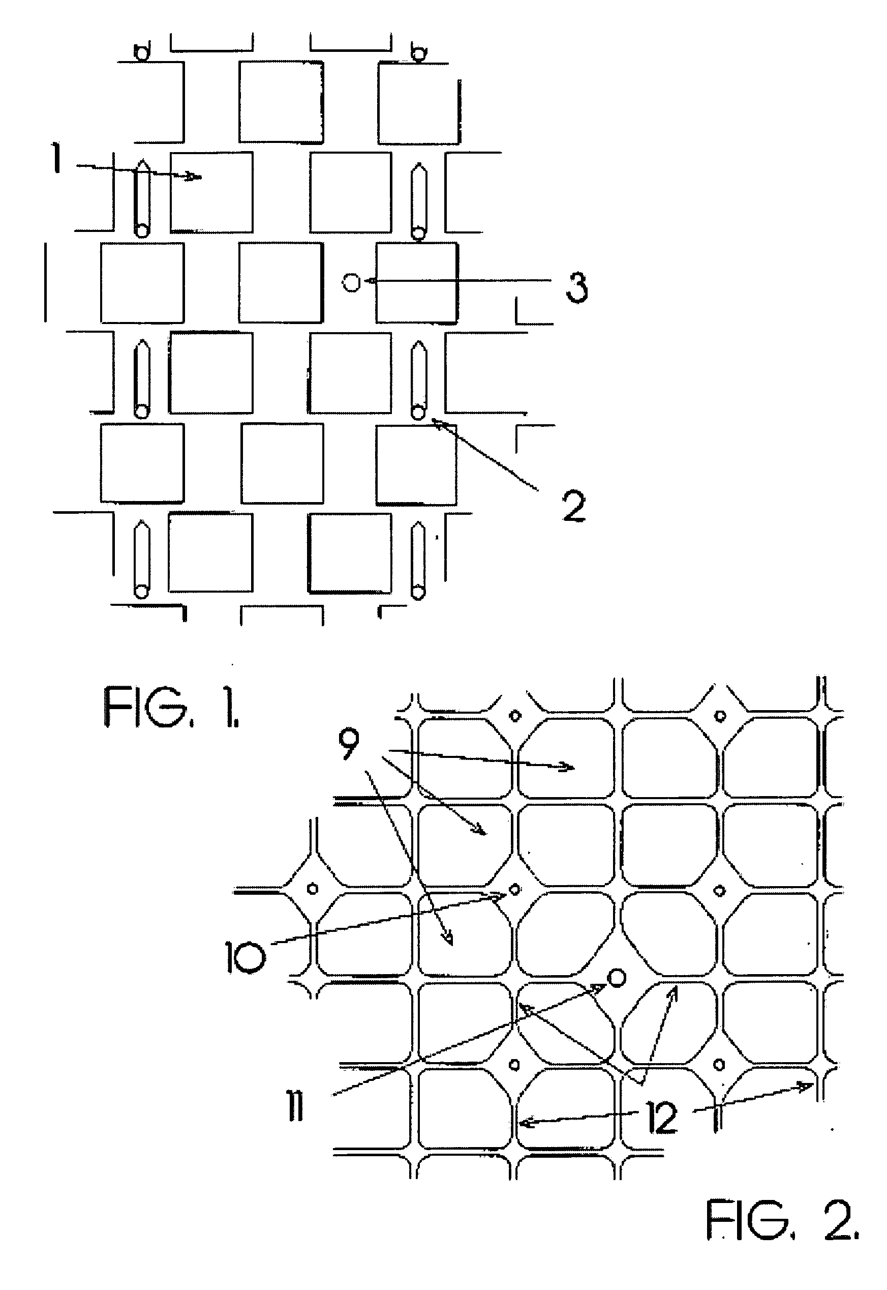 Device and method to provide air circulation space proximate to insulation material