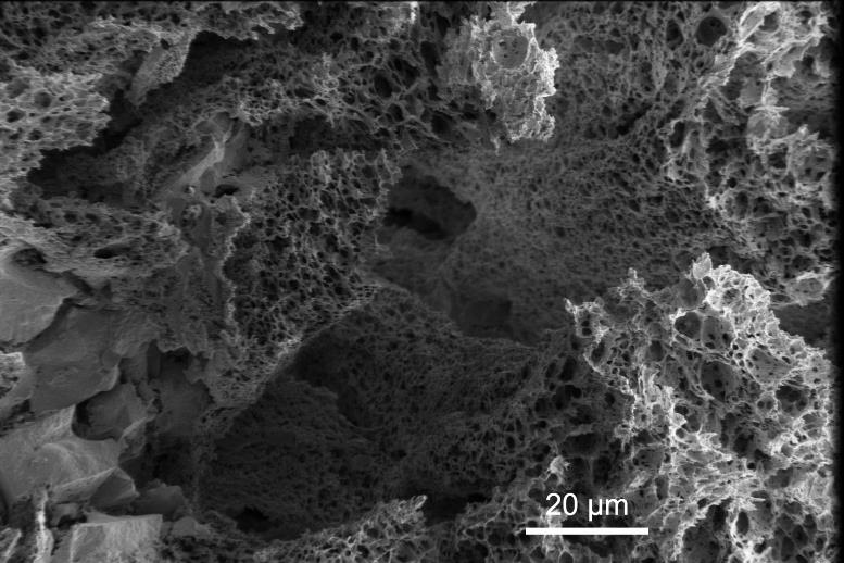 Preparation method of mesoporous metal oxide catalytic material