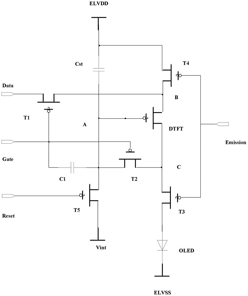 Device and method for external dynamic compensation of DC voltage drop in active area of ​​display screen