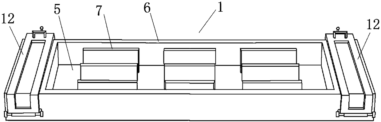 A mold component for making concrete micro-slit floor and its application