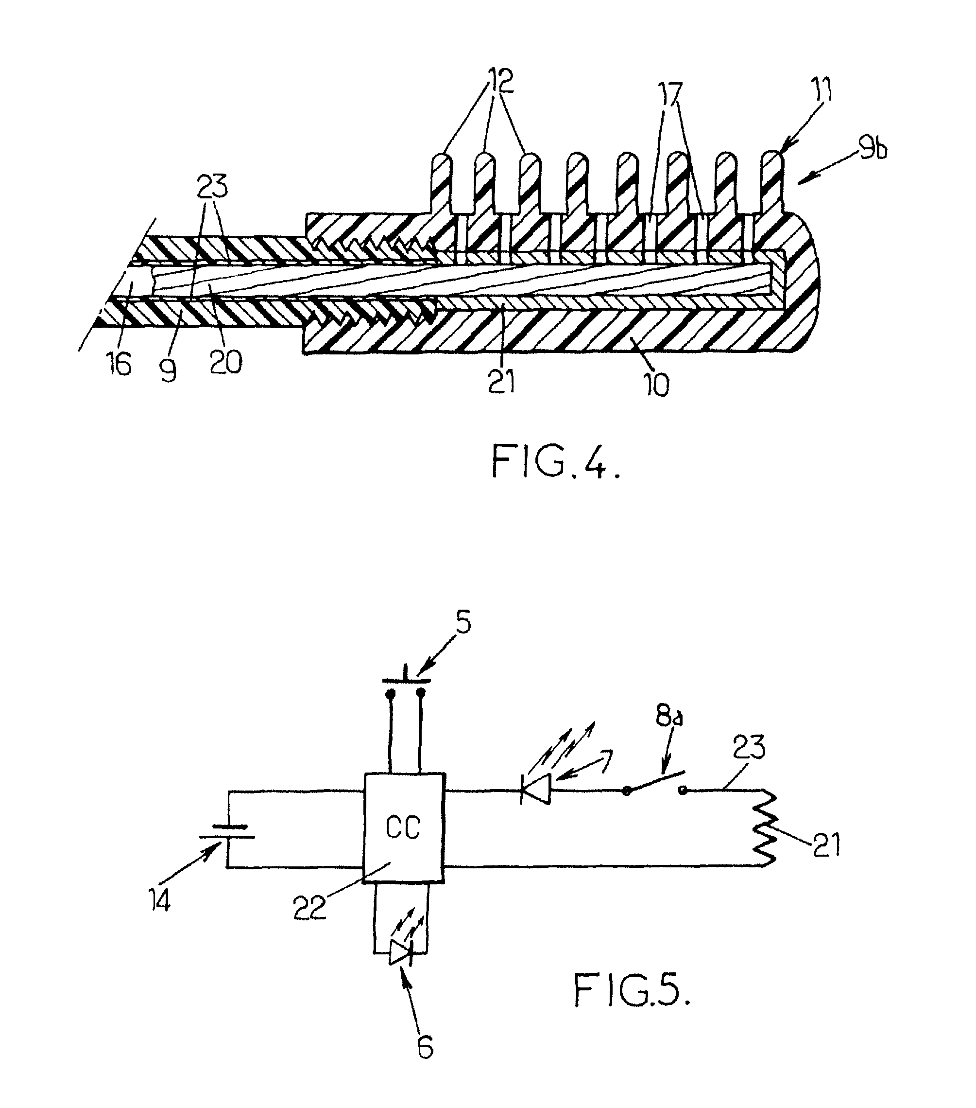 Applicator device for applying a cosmetic and the use of such a device