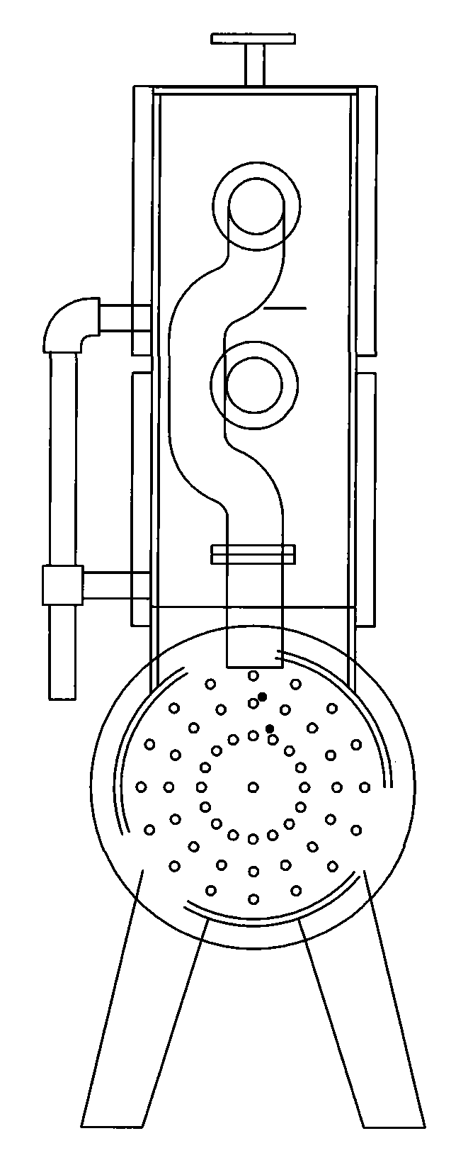 Composite filtering equipment for biomass gas