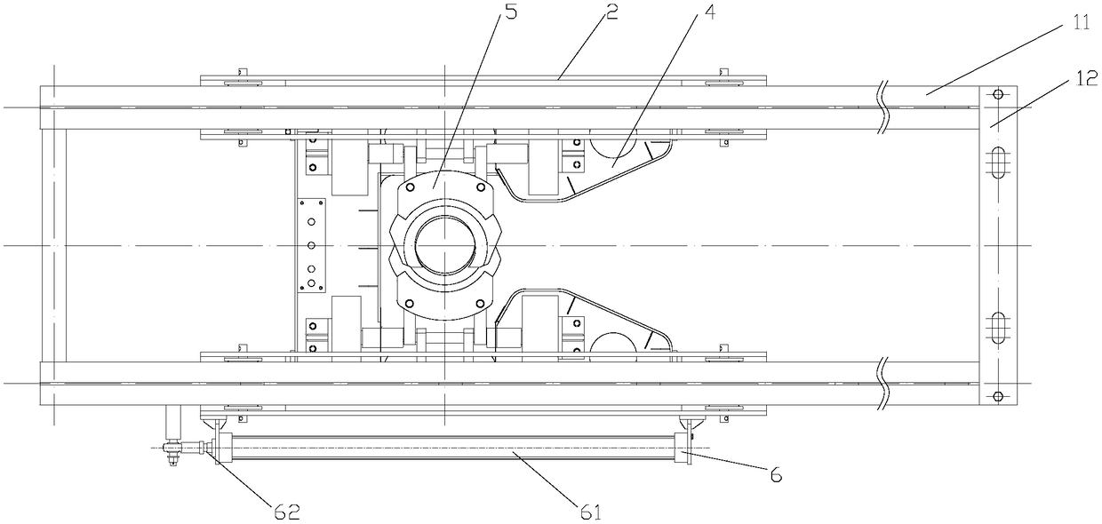 Adjustable drilling tool mud-scraping device