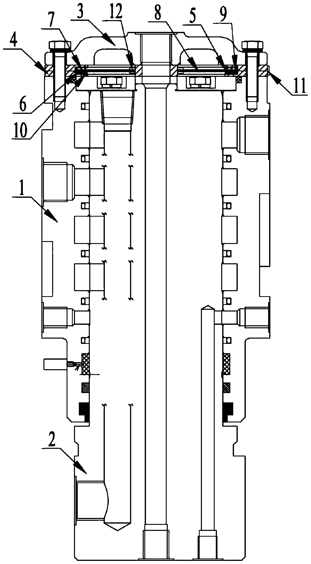 Center rotating joint provided with angle sensor