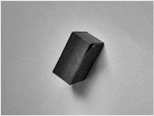 Metal workpiece double layer coating suitable for high temperature environment and manufacturing method thereof