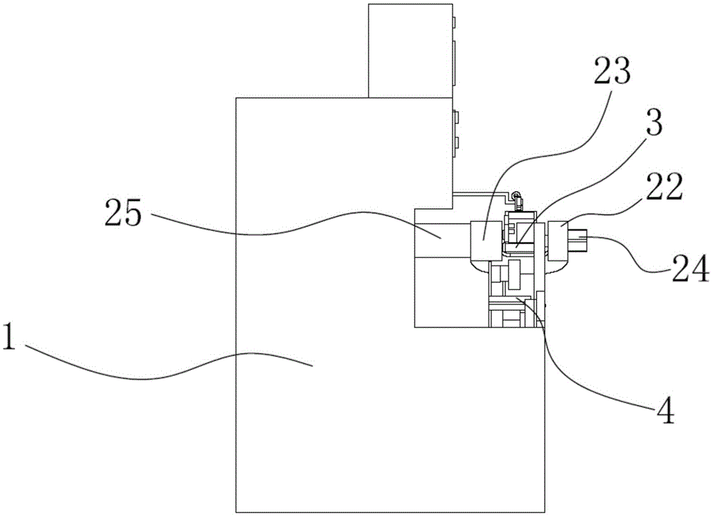 Shaft replacing device used for photovoltaic welding strip collecting machine and photovoltaic welding strip collecting machine