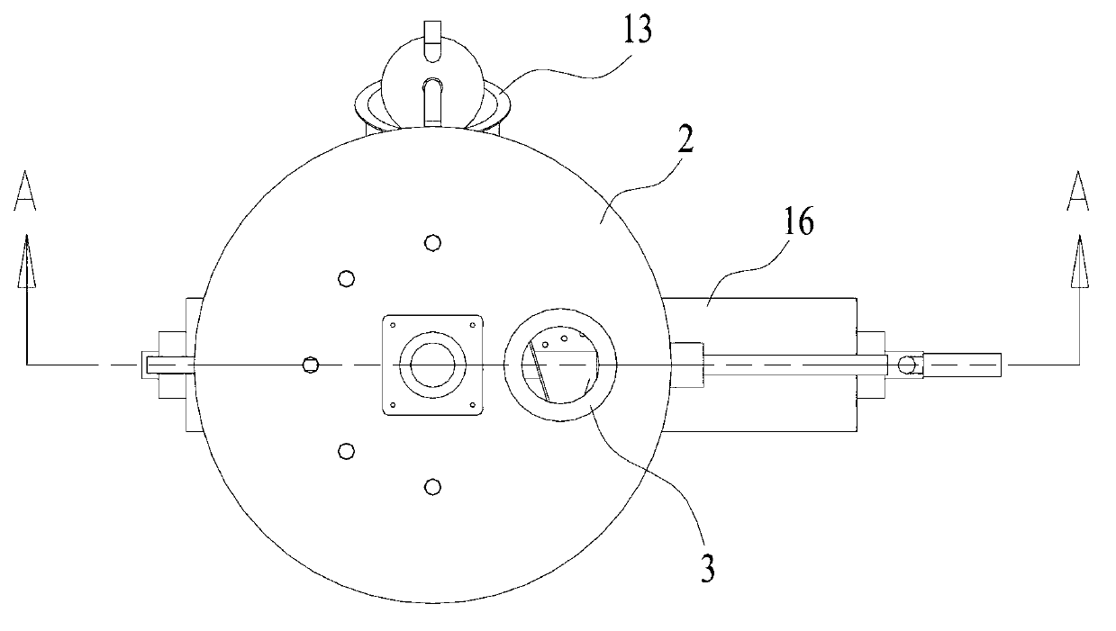 Dry fermentation device and dry fermentation method to prepare biogas through high-concentration solid raw materials