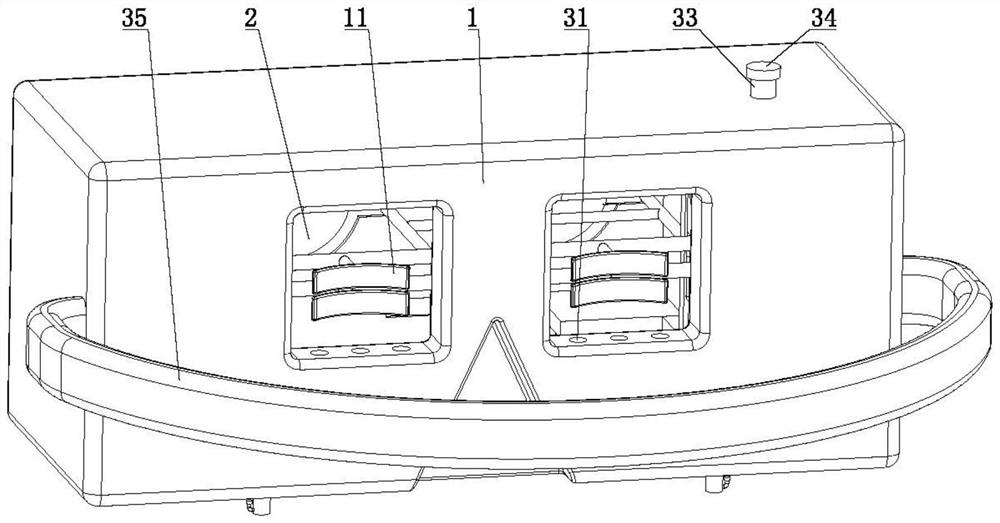 Clinical preoperative eye cleaning device