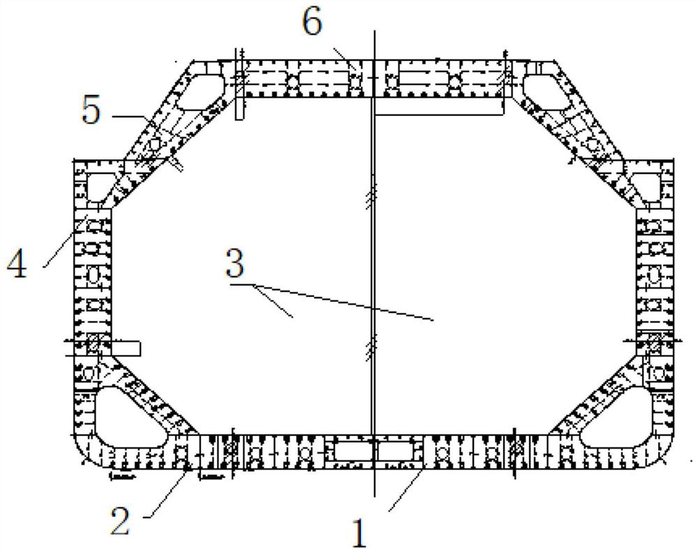 Cargo compartment section division design method and cargo compartment sections of 80,000-cubic-level film type LNG (Liquefied Natural Gas) ship