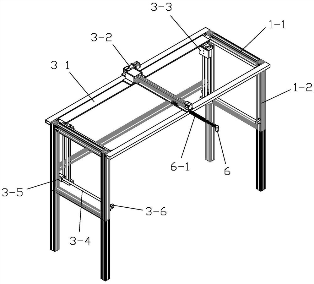 Linear driving type full-automatic harvesting vehicle for hydroponic leaf vegetables