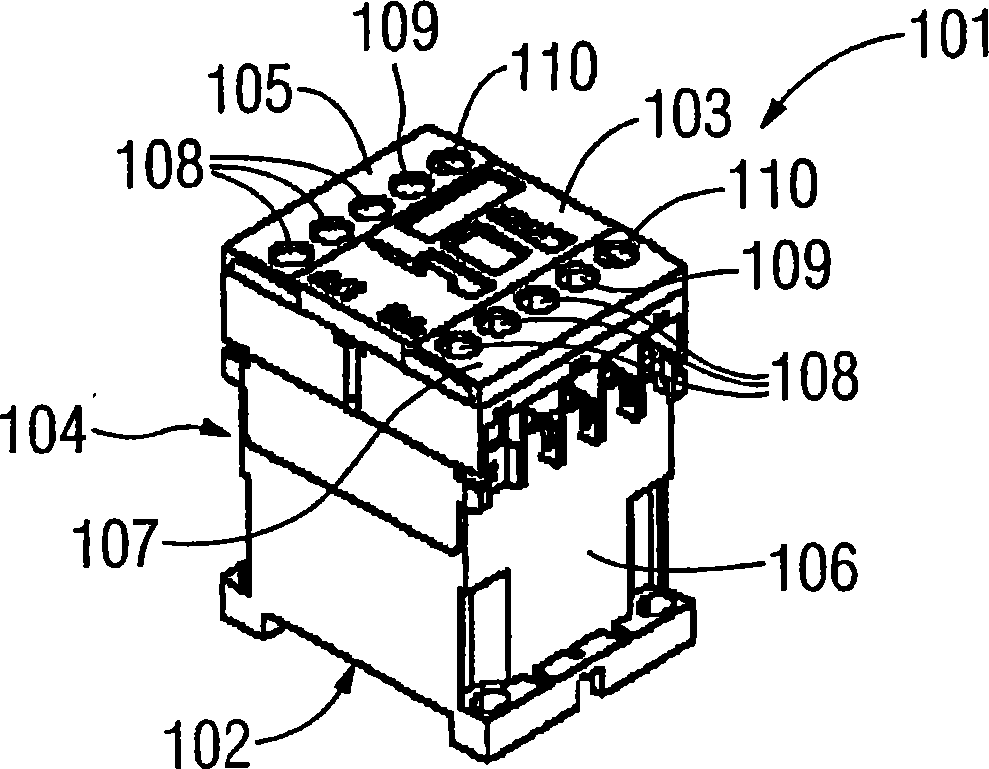 Electromagnetic switch device in particular a contactor