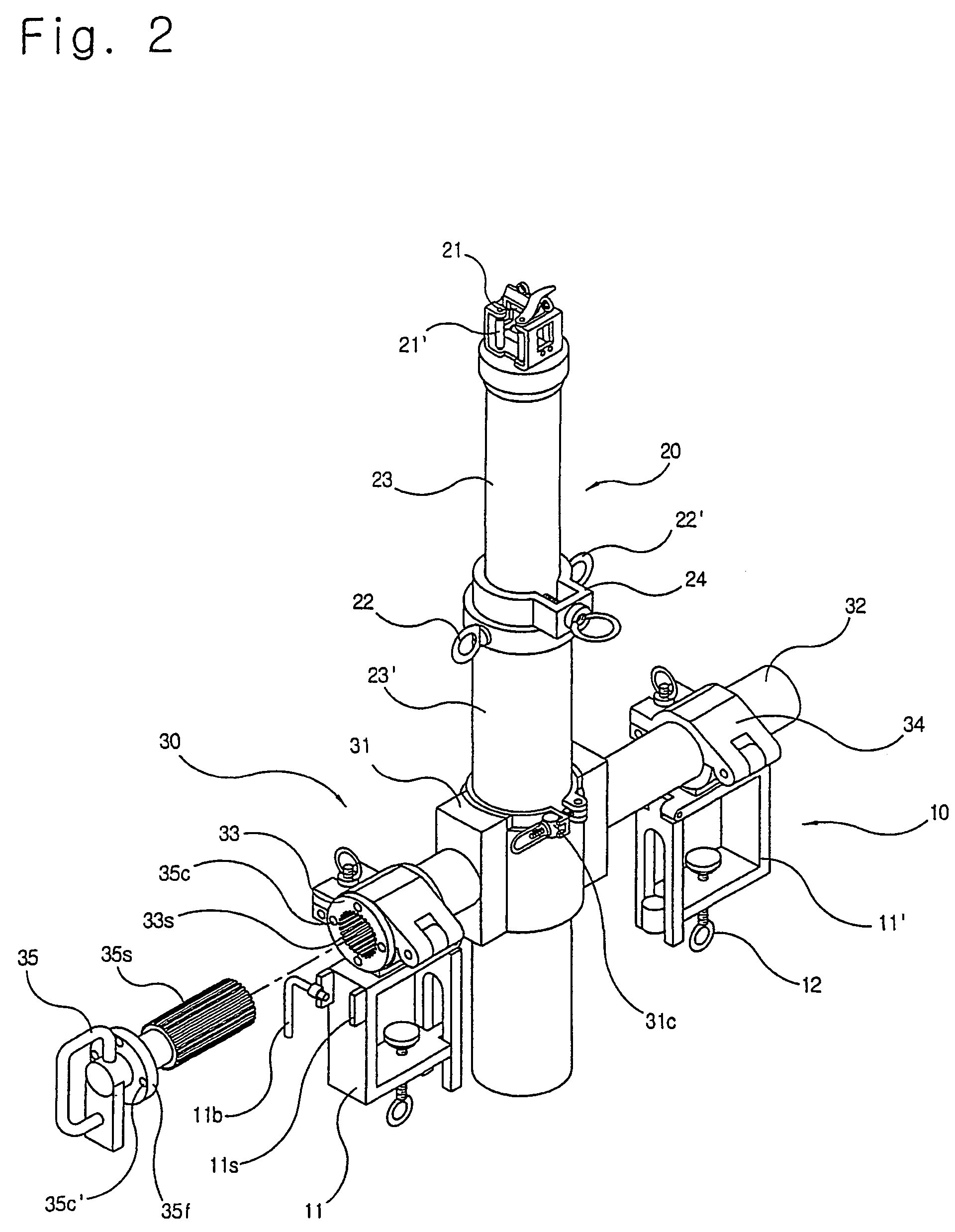 Electric wire changing device for wire replacing works on electric poles and power distributing method without cutting off power supply