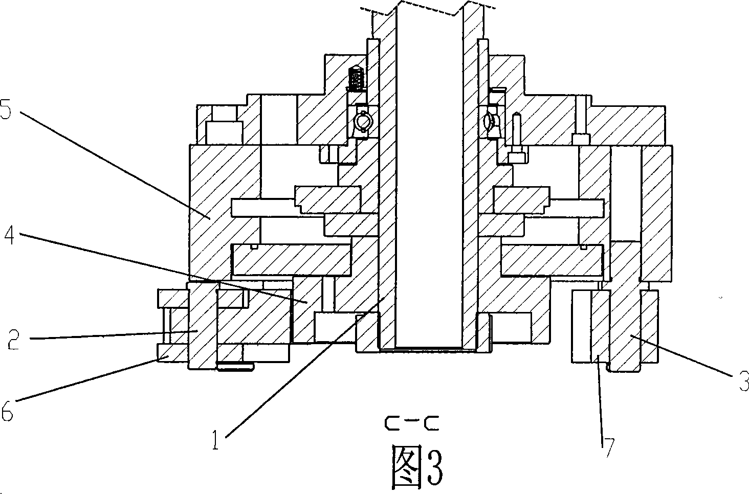 Apparatus for locking accurate main shaft