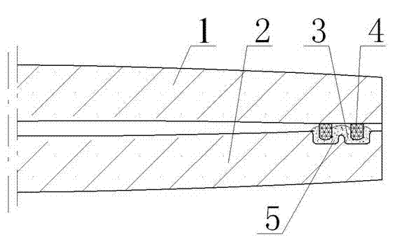 Convex low-altitude glass welded by metal solders in microwave manner and subjected to edge sealing by groove, and manufacturing method of glass
