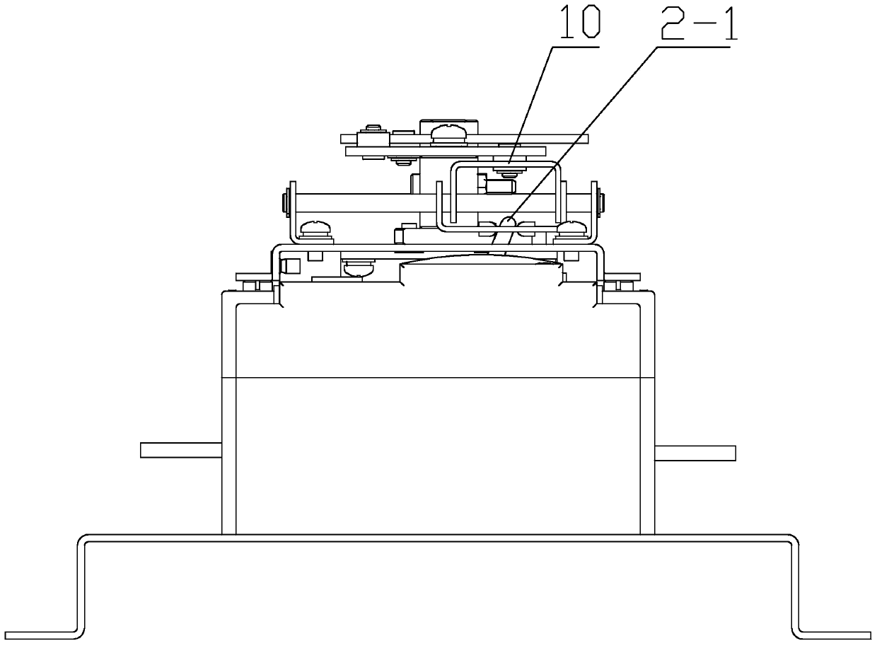 Automatic transfer switching device with re-trip function