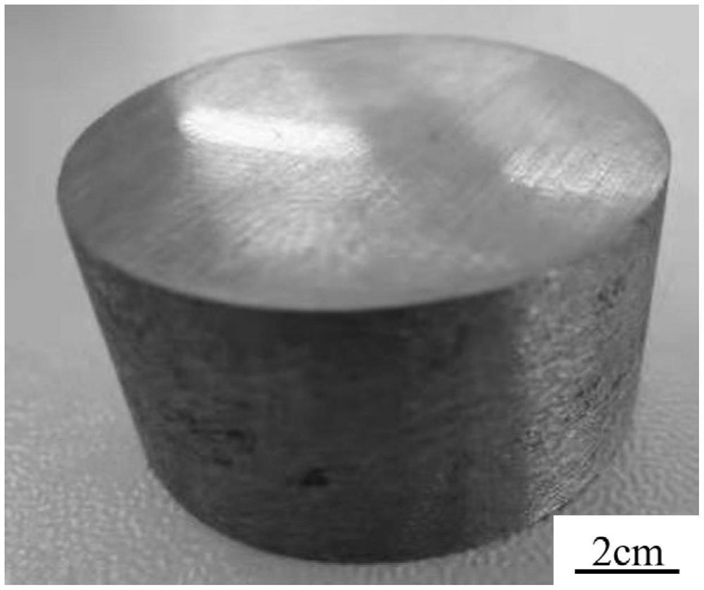 A method for preparing diamond-reinforced metal matrix composites with high surface precision and high reliability