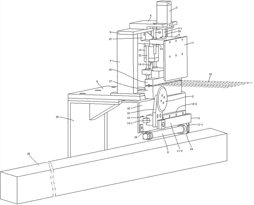 Weft yarn cutting mechanism of warp knitting machine