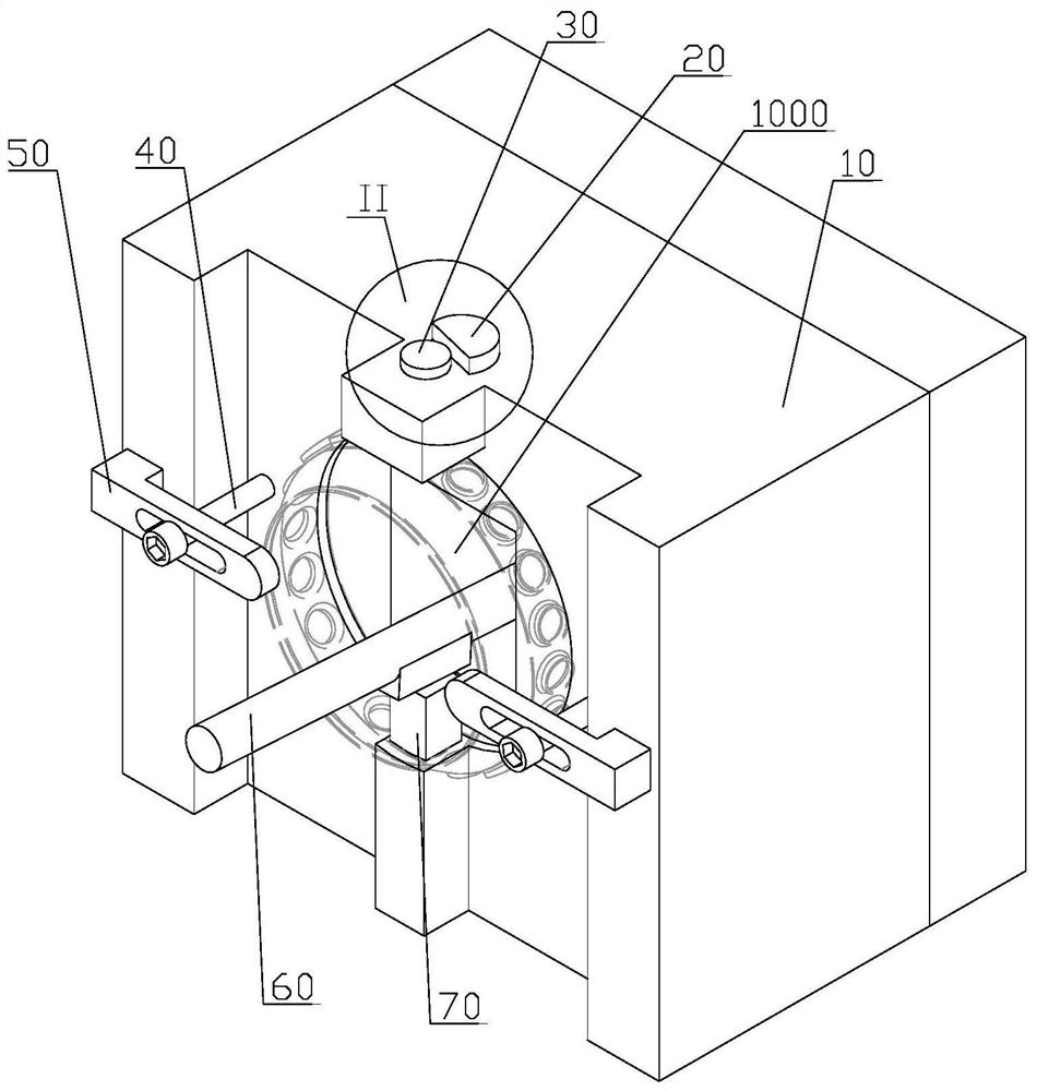 Correcting device for machining thin-wall cylinder parts