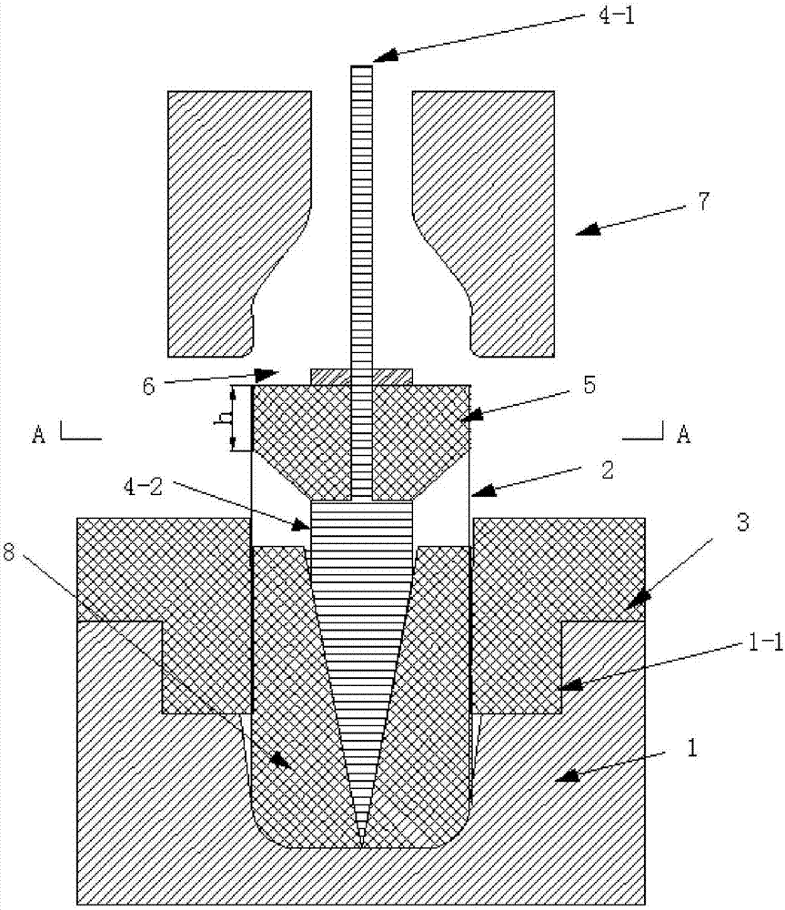 Narrowing device for ultra-thin-walled cylindrical parts and application method thereof