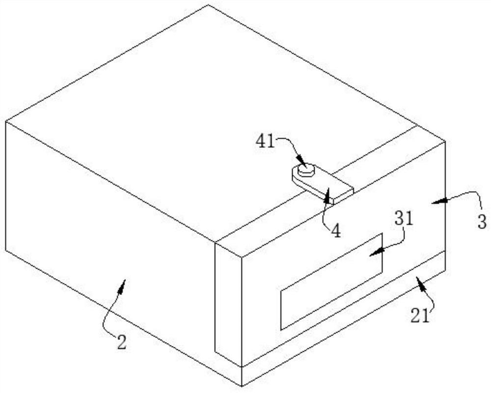 Mid-point clamped three-level inverter with dust-proof and moisture-proof structure