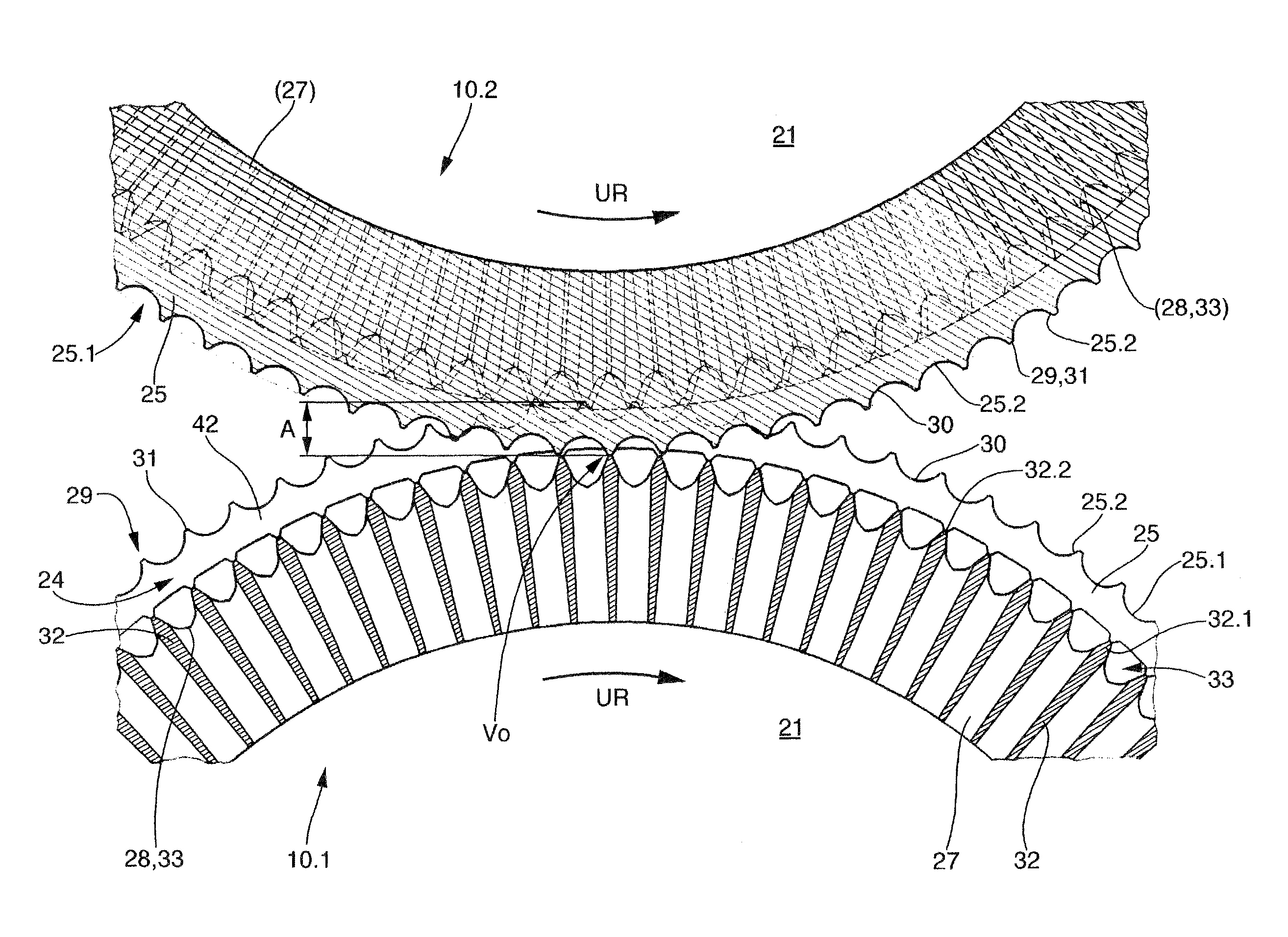 Apparatus for compacting fibrous plant material, especially for compacting stalk material