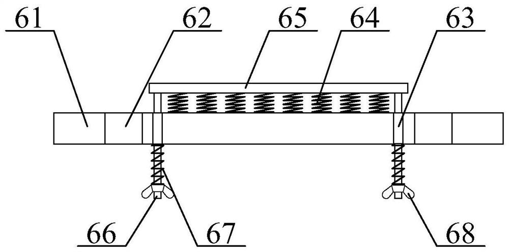 Low-frequency large-displacement bumping test table with protection function