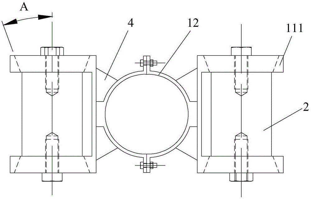 Dynamic vibration absorber for industrial pipeline