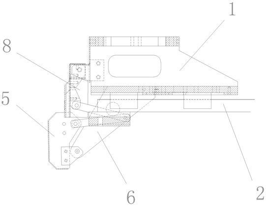 Linkage protection device for straight-line tool magazine