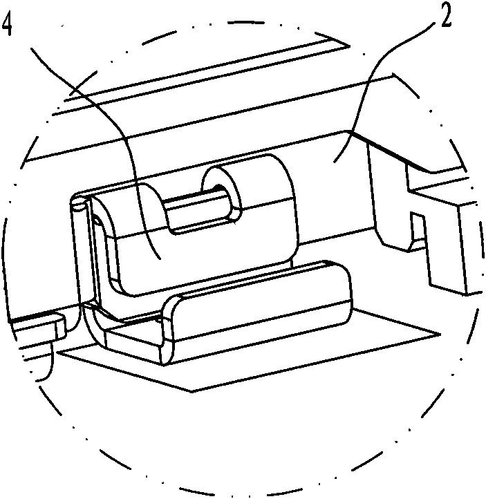 Card edge connector