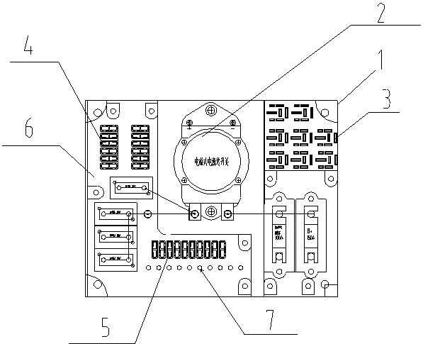 Low-voltage power distribution box for pure electric bus